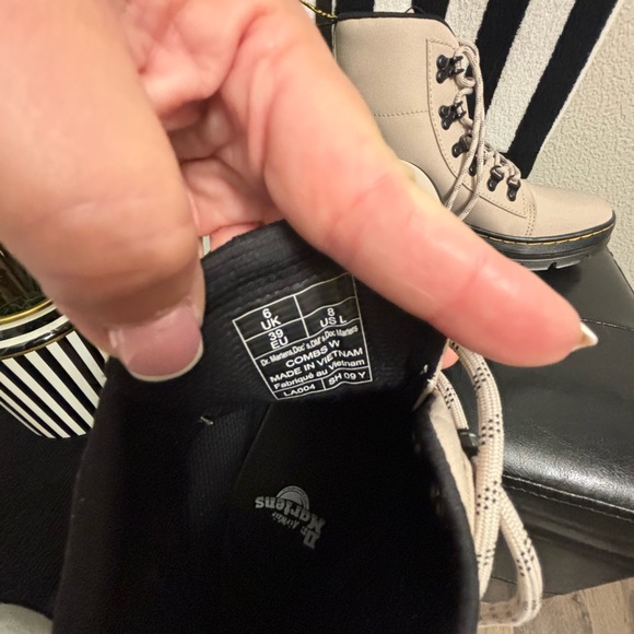 Doc Martin boots new! - Picture 6 of 7